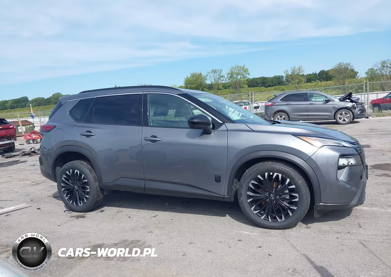 2026 Nissan Rogue Dark Armor VIN:5N1BT3BBXTC795444 - 13