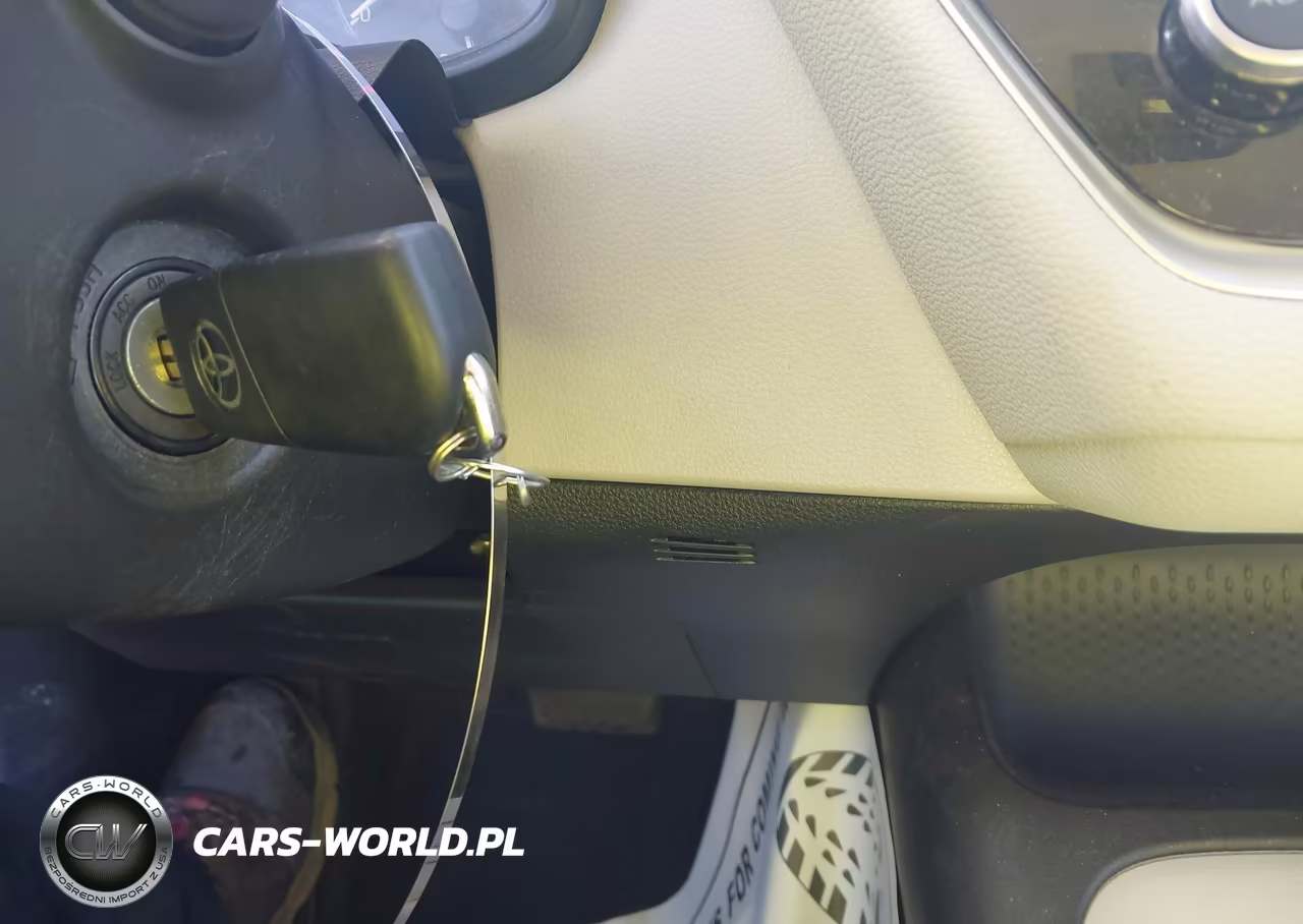 2024 Toyota Corolla Le VIN:5YFB4MDE6RP103758 - 11
