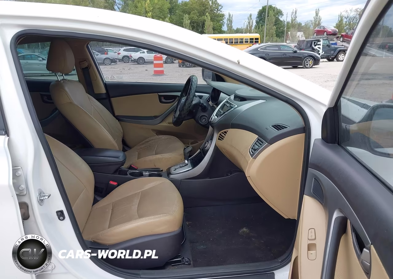 2011 Hyundai Elantra Limited VIN:5NPDH4AE8BH075370 - 5
