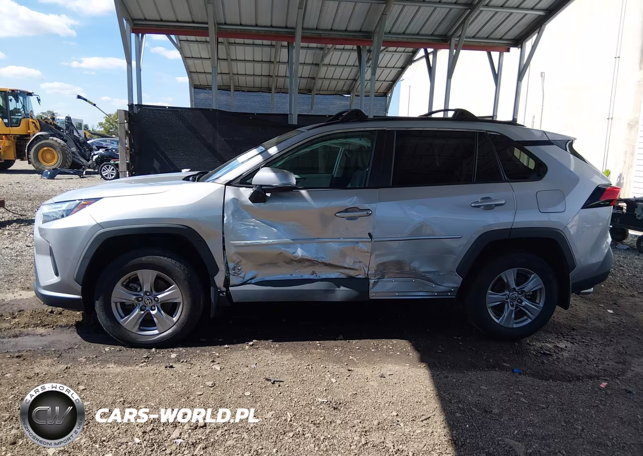 2024 Toyota Rav4 Hybrid Xle VIN:2T3RWRFVXRW193540 - 14