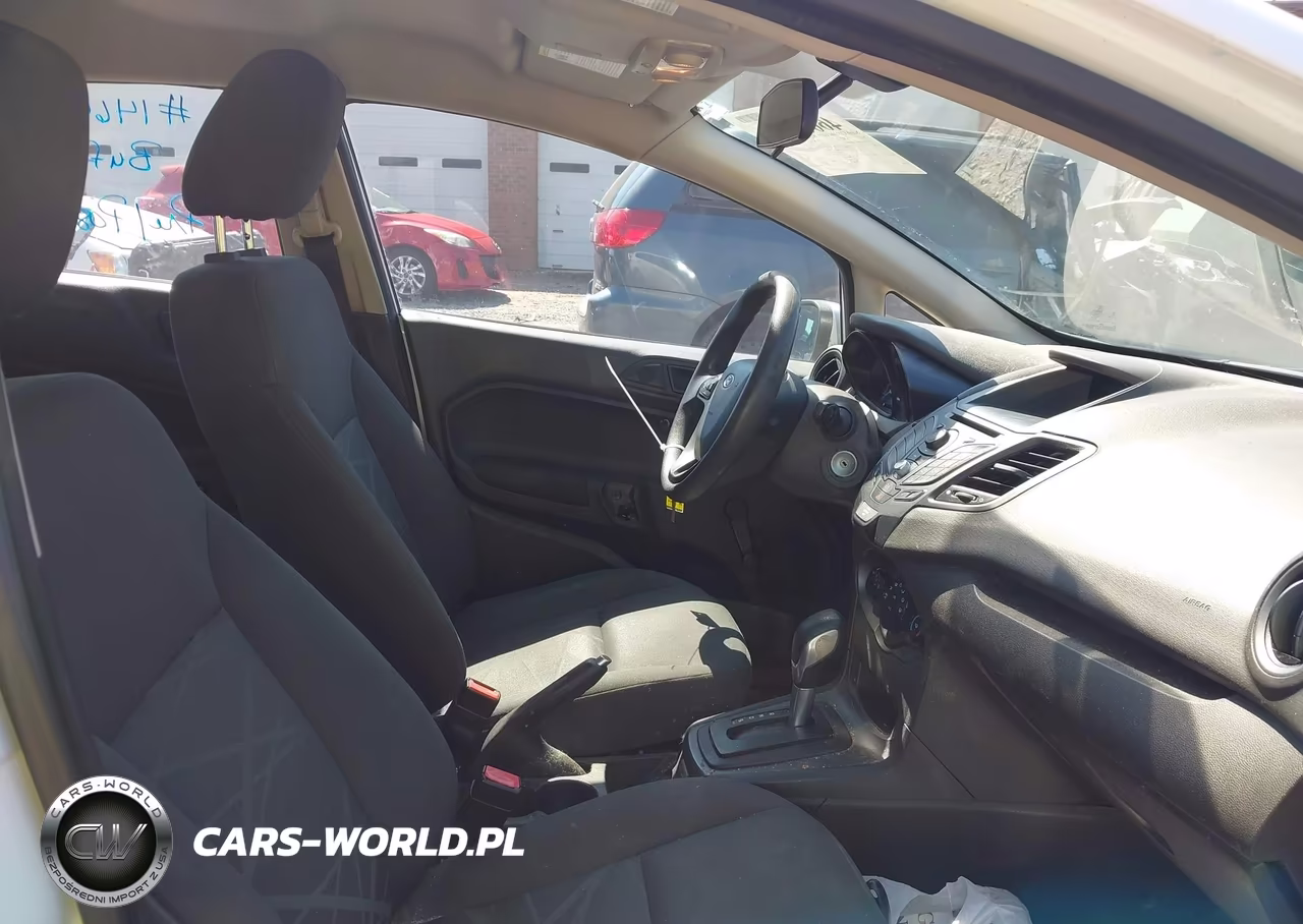 2015 Ford Fiesta S VIN:3FADP4AJ7FM140845 - 5