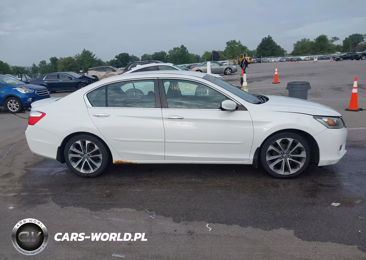 2013 Honda Accord Sport VIN:1HGCR2F52DA274349 - 13