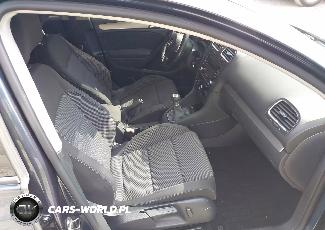 2012 Volkswagen Golf Tdi 4-Door VIN:WVWNM7AJ0CW219486 - 5
