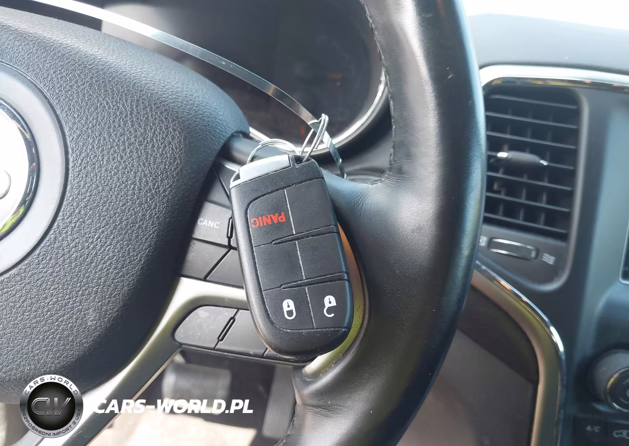 2018 Jeep Grand Cherokee Laredo E 4X4 VIN:1C4RJFAG6JC297956 - 11