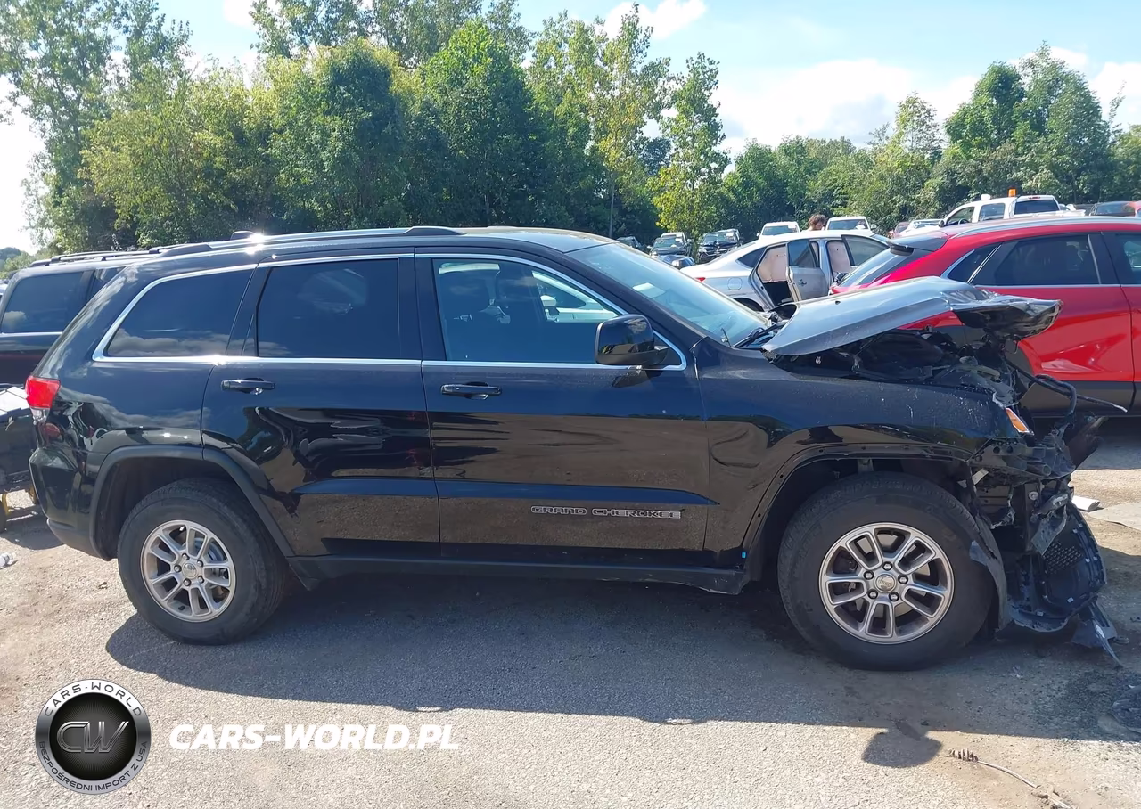 2018 Jeep Grand Cherokee Laredo E 4X4 VIN:1C4RJFAG6JC297956 - 14