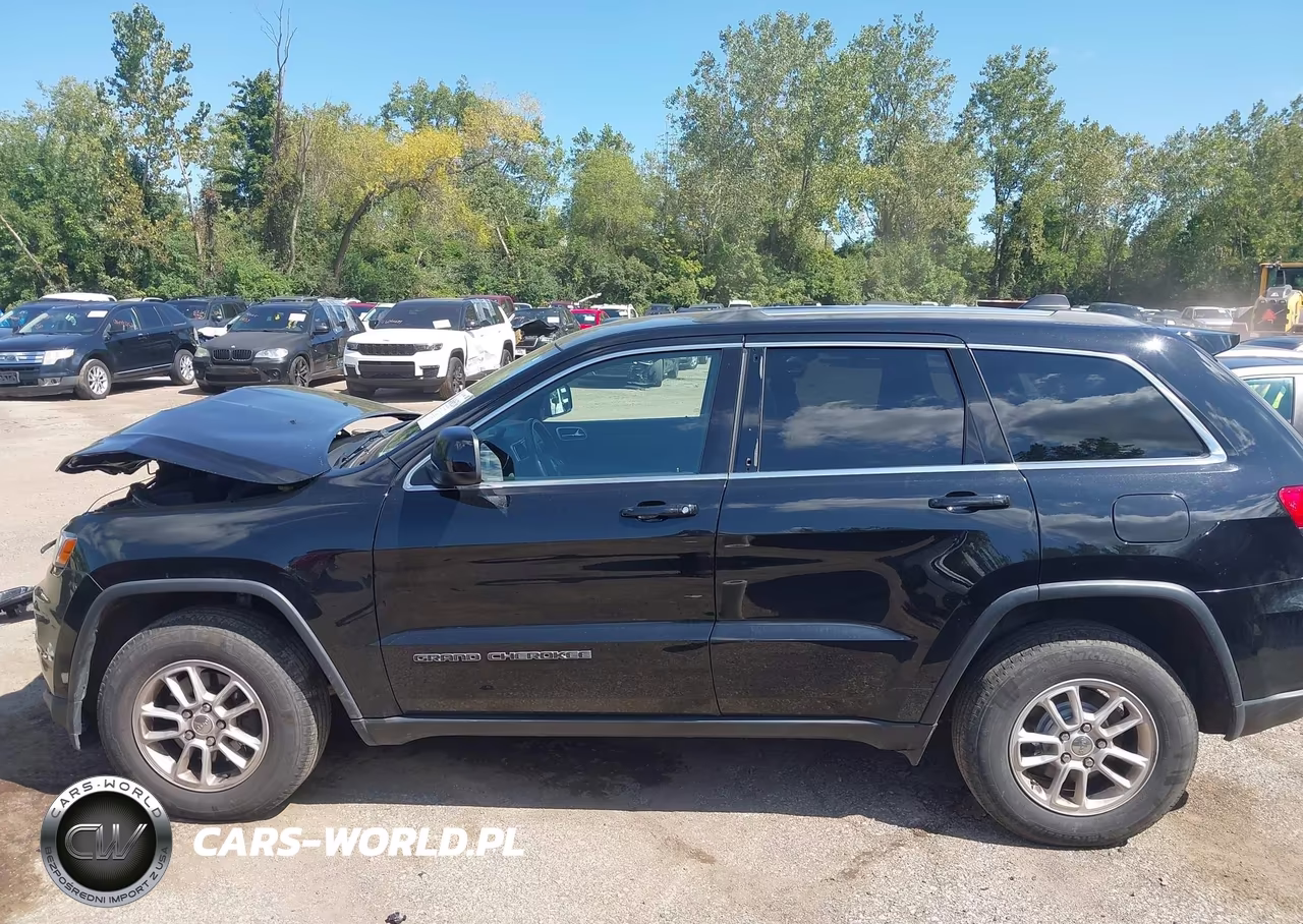 2018 Jeep Grand Cherokee Laredo E 4X4 VIN:1C4RJFAG6JC297956 - 15