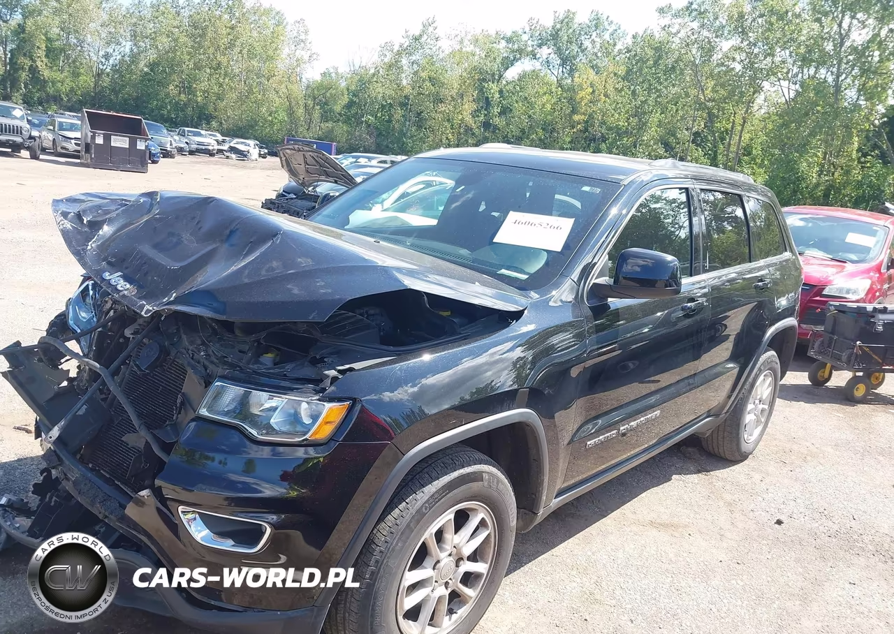 2018 Jeep Grand Cherokee Laredo E 4X4 VIN:1C4RJFAG6JC297956 - 2