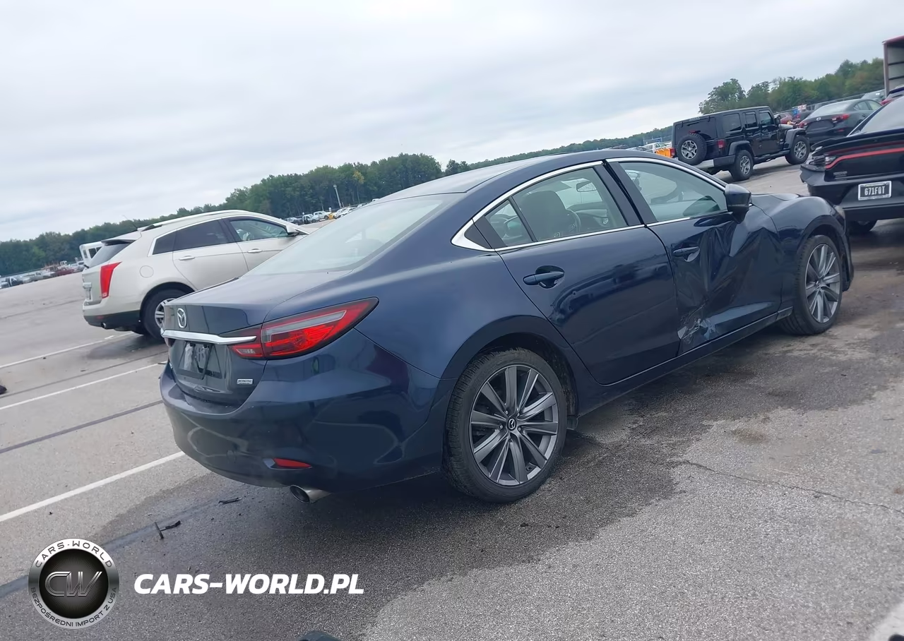 2018 Mazda Mazda6 Touring VIN:JM1GL1VMXJ1311406 - 4