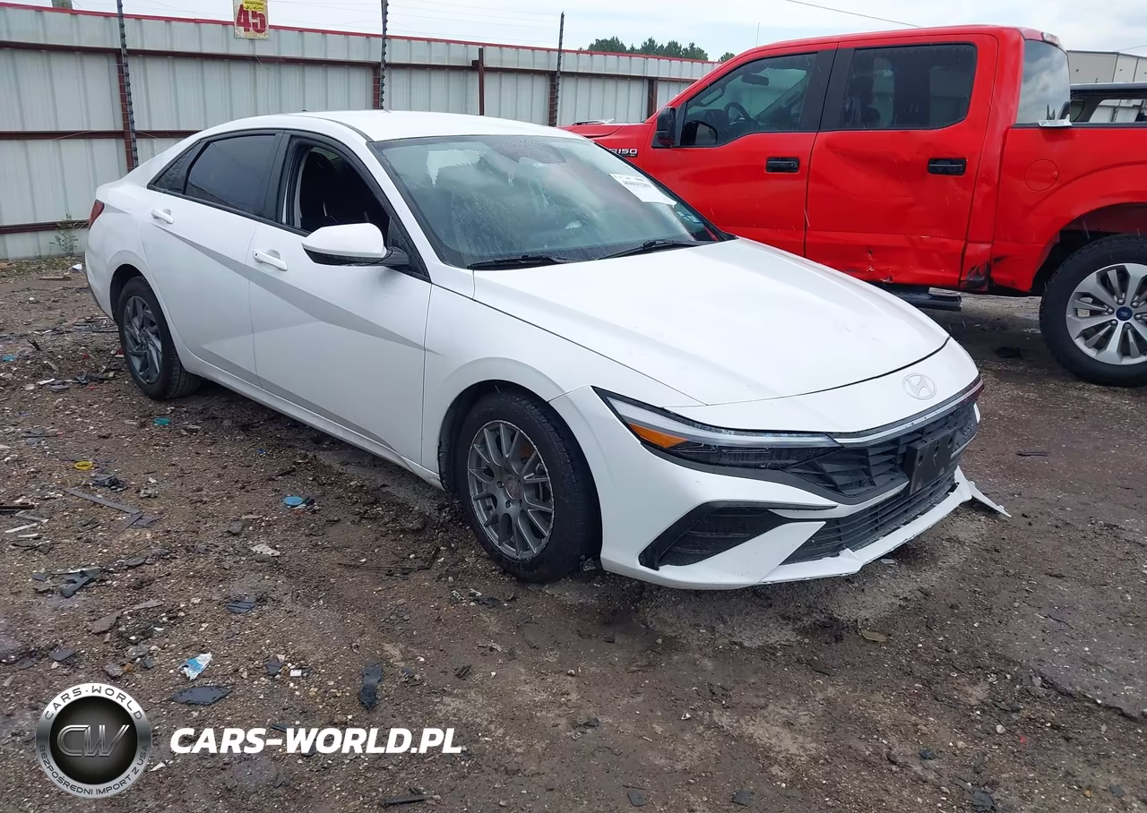 2024 Hyundai Elantra Sel