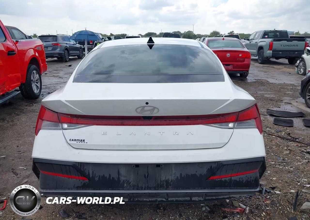 2024 Hyundai Elantra Sel VIN:KMHLM4DGXRU642453 - 16