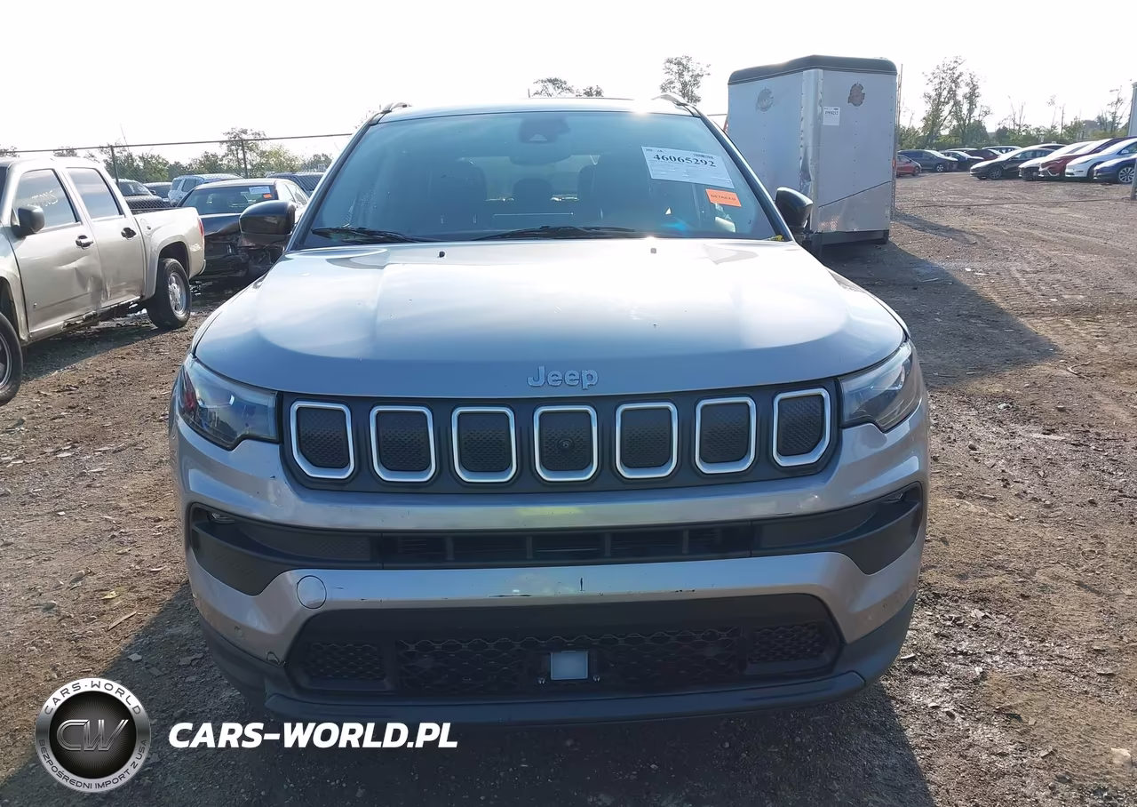 2022 Jeep Compass Latitude Lux 4X4 VIN:3C4NJDFB4NT117528 - 12