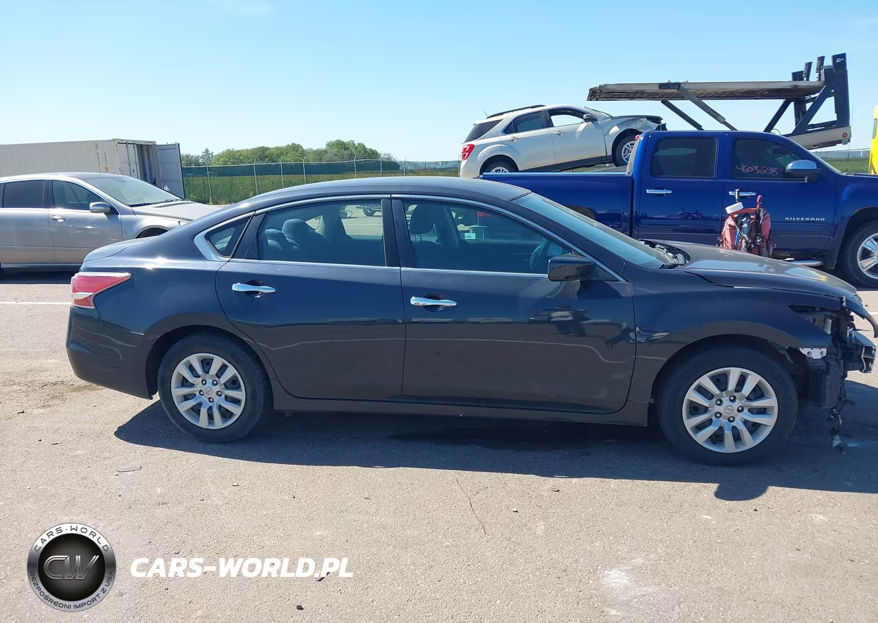 2015 Nissan Altima 2.5 S VIN:1N4AL3AP9FC178303 - 14