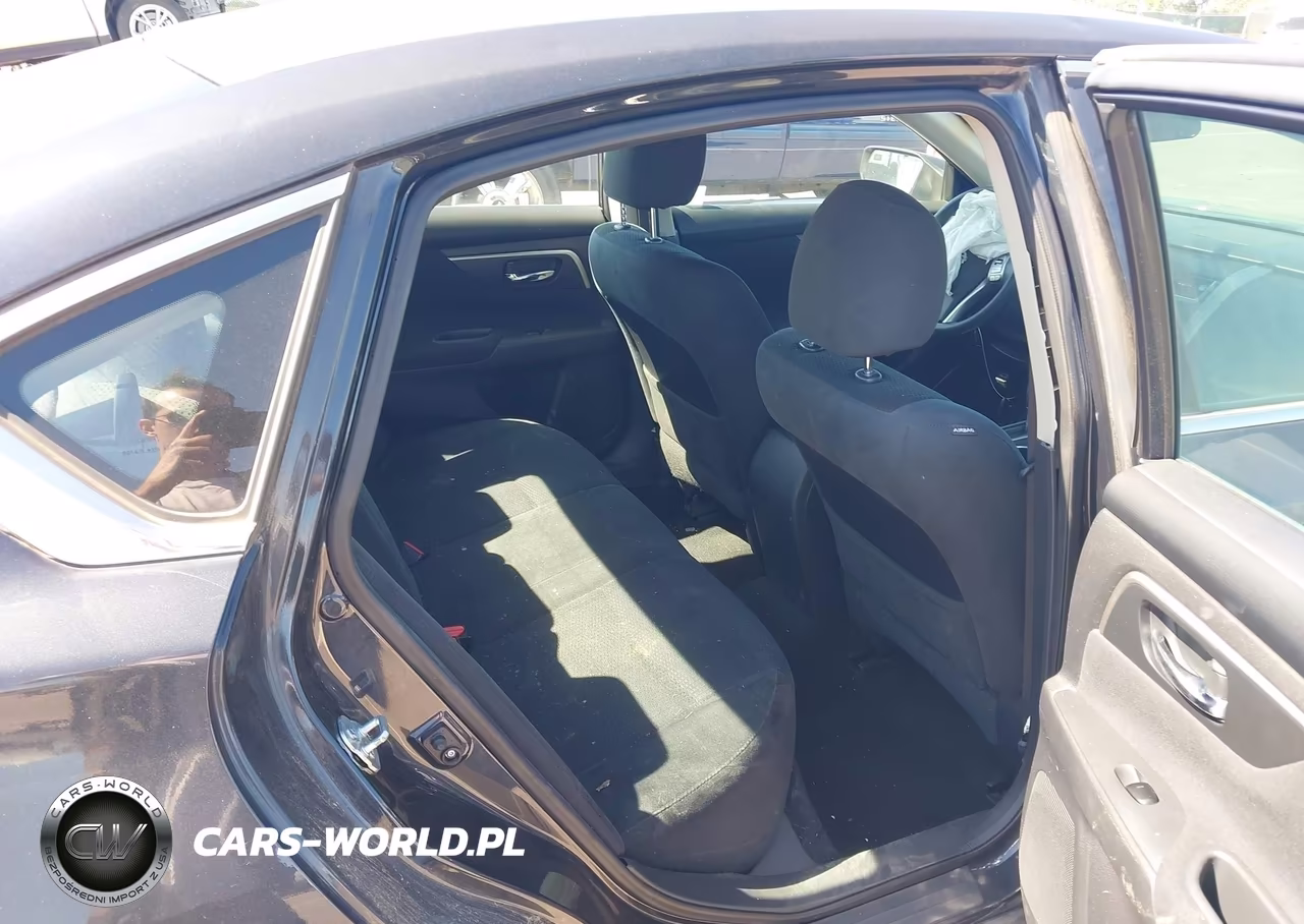 2015 Nissan Altima 2.5 S VIN:1N4AL3AP9FC178303 - 8