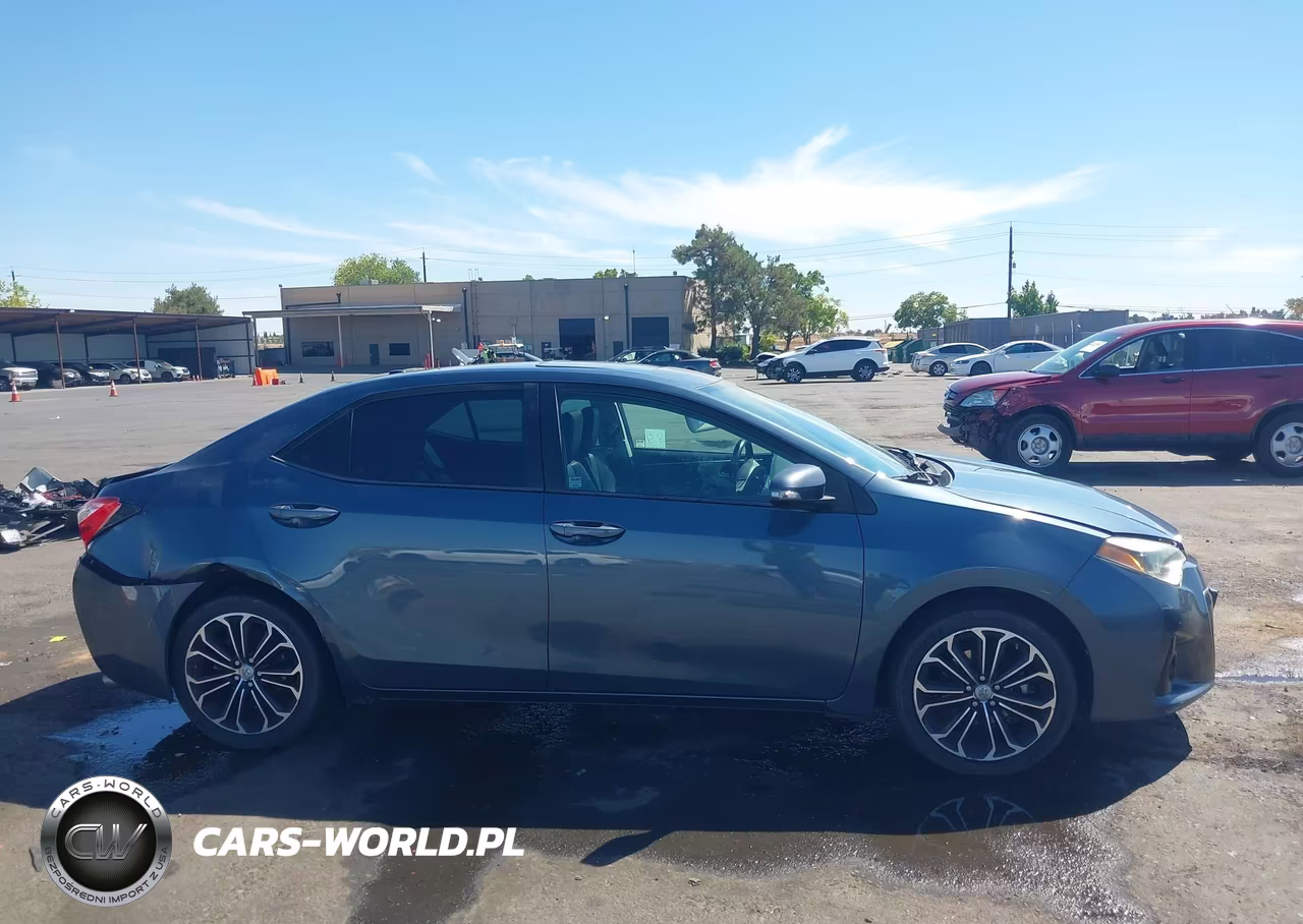 2015 Toyota Corolla S Plus VIN:5YFBURHE4FP306117 - 13