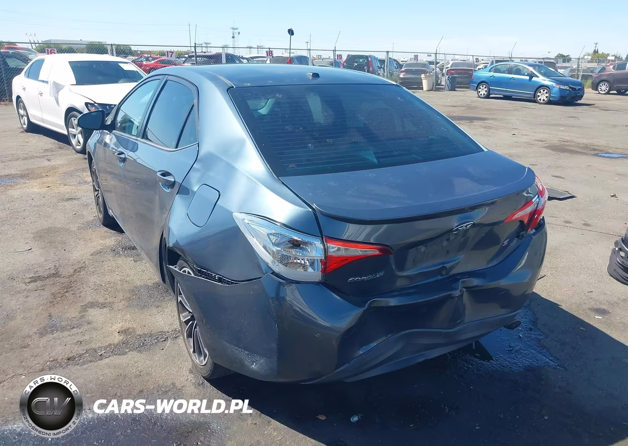 2015 Toyota Corolla S Plus VIN:5YFBURHE4FP306117 - 3