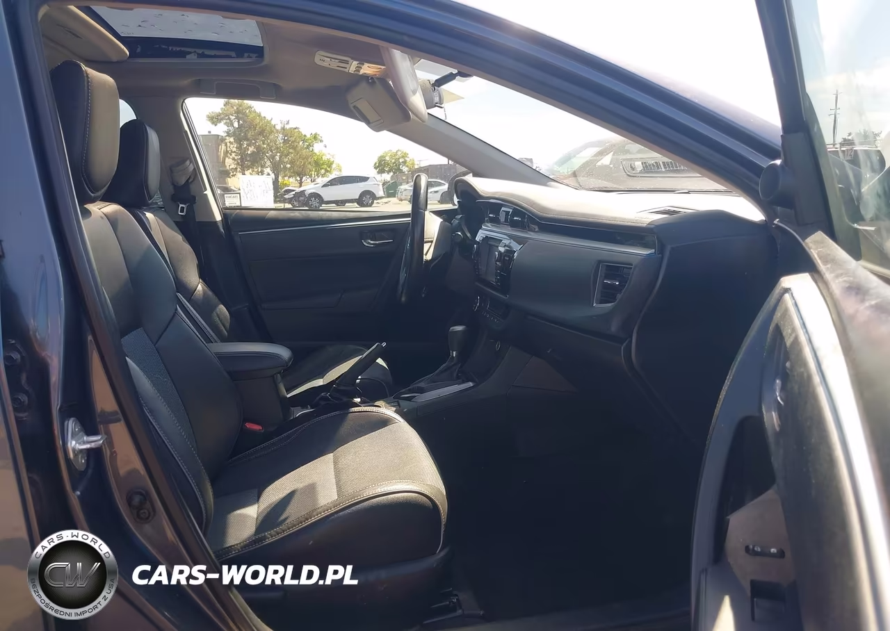 2015 Toyota Corolla S Plus VIN:5YFBURHE4FP306117 - 5