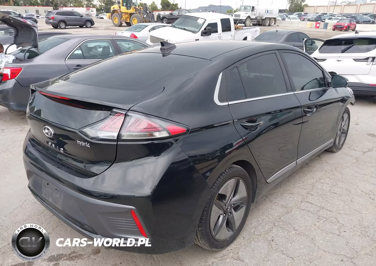 2020 Hyundai Ioniq Hybrid Sel VIN:KMHC85LC2LU232682 - 4