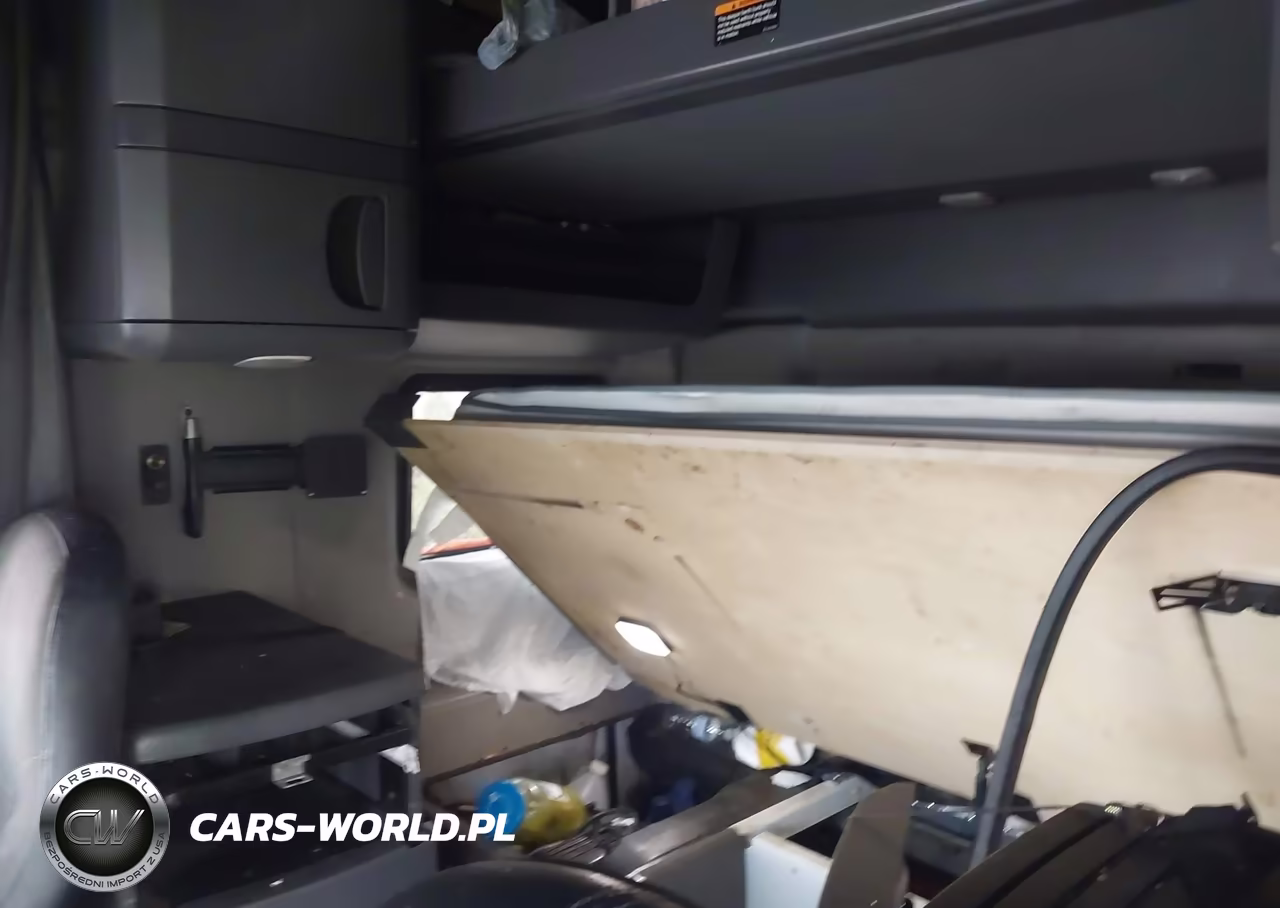 2019 International Lt VIN:3HSDZAPR7KN295374 - 8