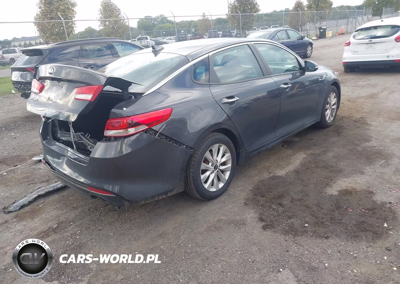 2017 Kia Optima Lx VIN:5XXGT4L35HG139988 - 4