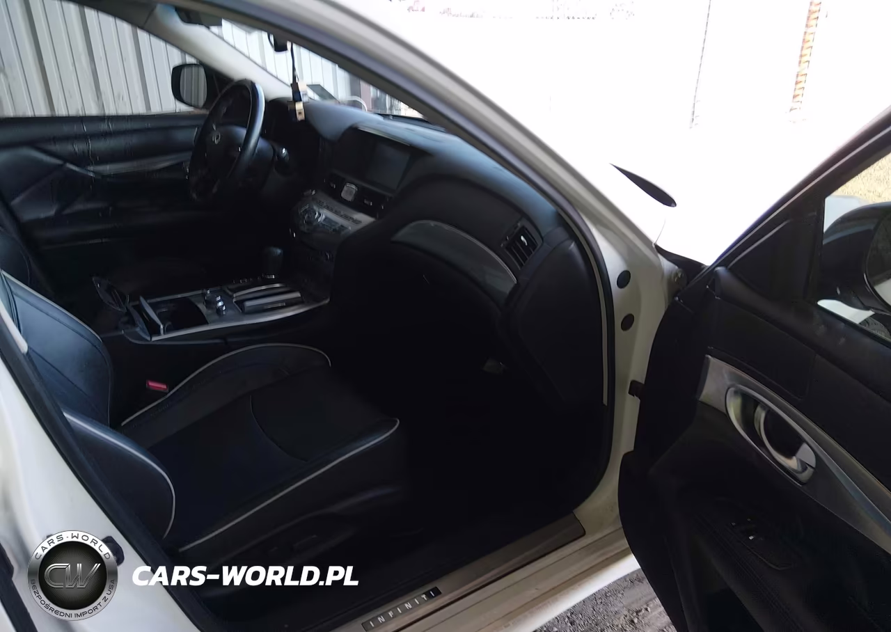 2019 Infiniti Q70 3.7 Luxe VIN:JN1BY1AP8KM500165 - 5