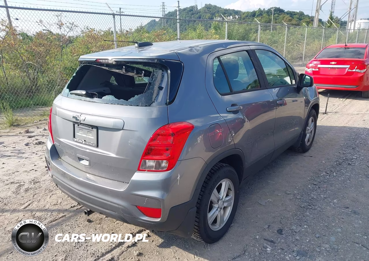 2020 Chevrolet Trax Fwd Ls VIN:3GNCJKSB1LL151139 - 4
