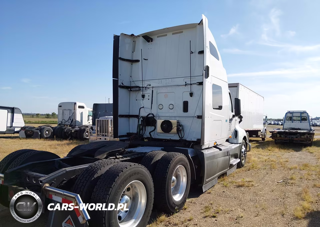2021 International Lt VIN:3HSDZAPR3MN322668 - 4