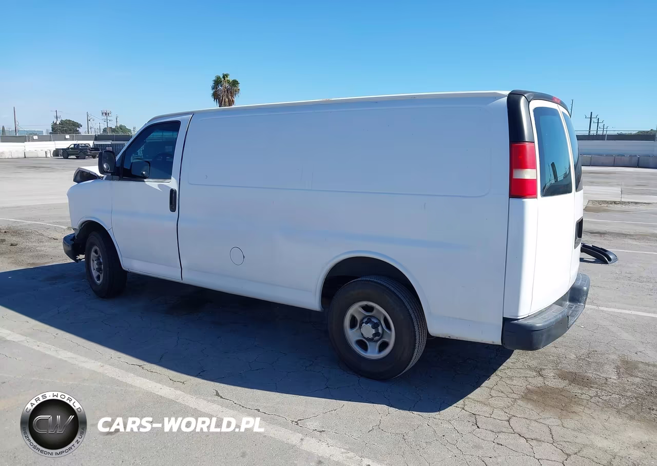 2007 Chevrolet Express Work Van VIN:1GCFG15X171240020 - 3