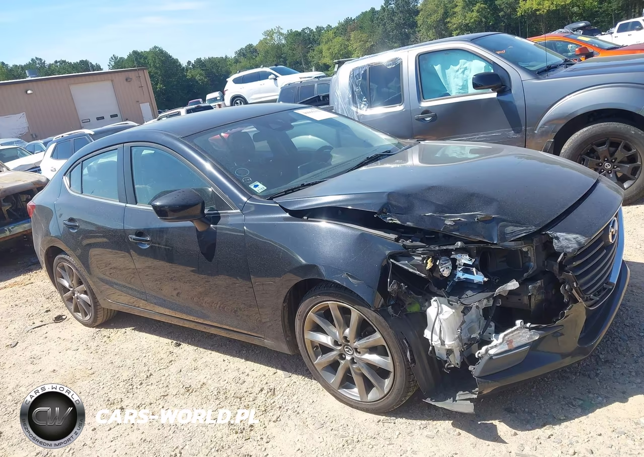 2018 Mazda Mazda3 Touring VIN:3MZBN1V34JM208932 - 13