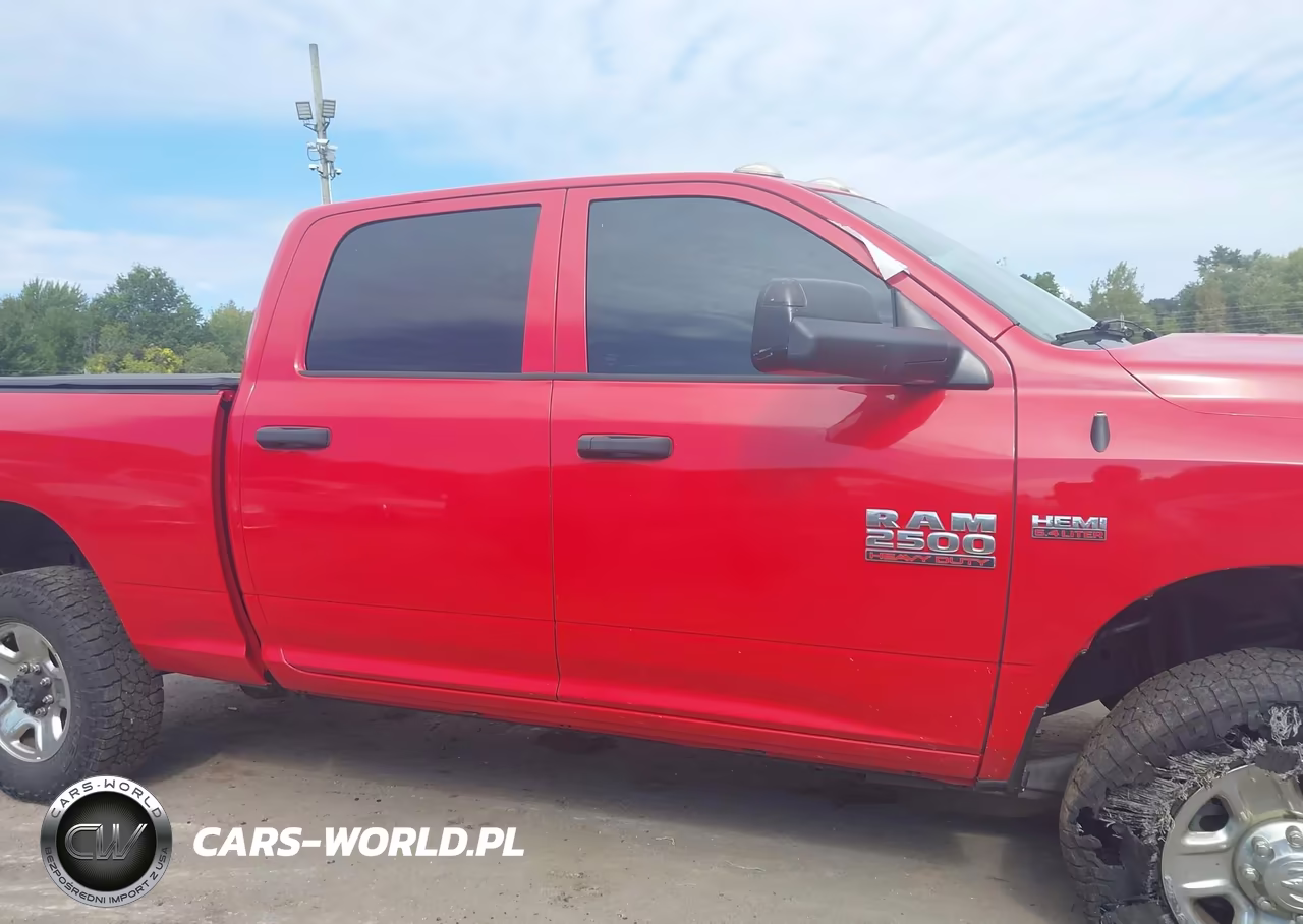 2015 Ram 2500 Tradesman VIN:3C6UR5CJ0FG563263 - 13