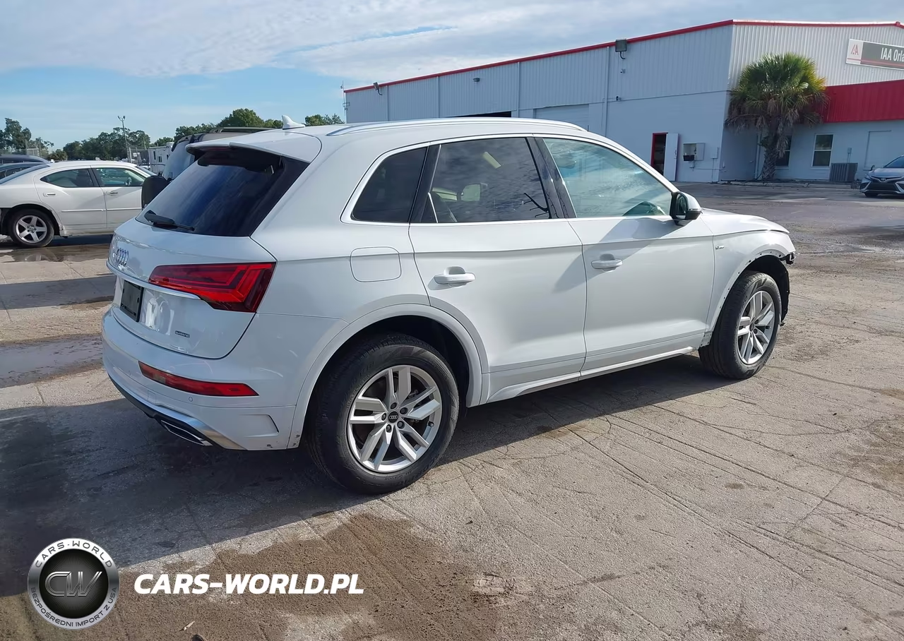 2022 Audi Q5 Premium 45 Tfsi S Line Quattro S Tronic VIN:WA1GAAFYXN2006439 - 4