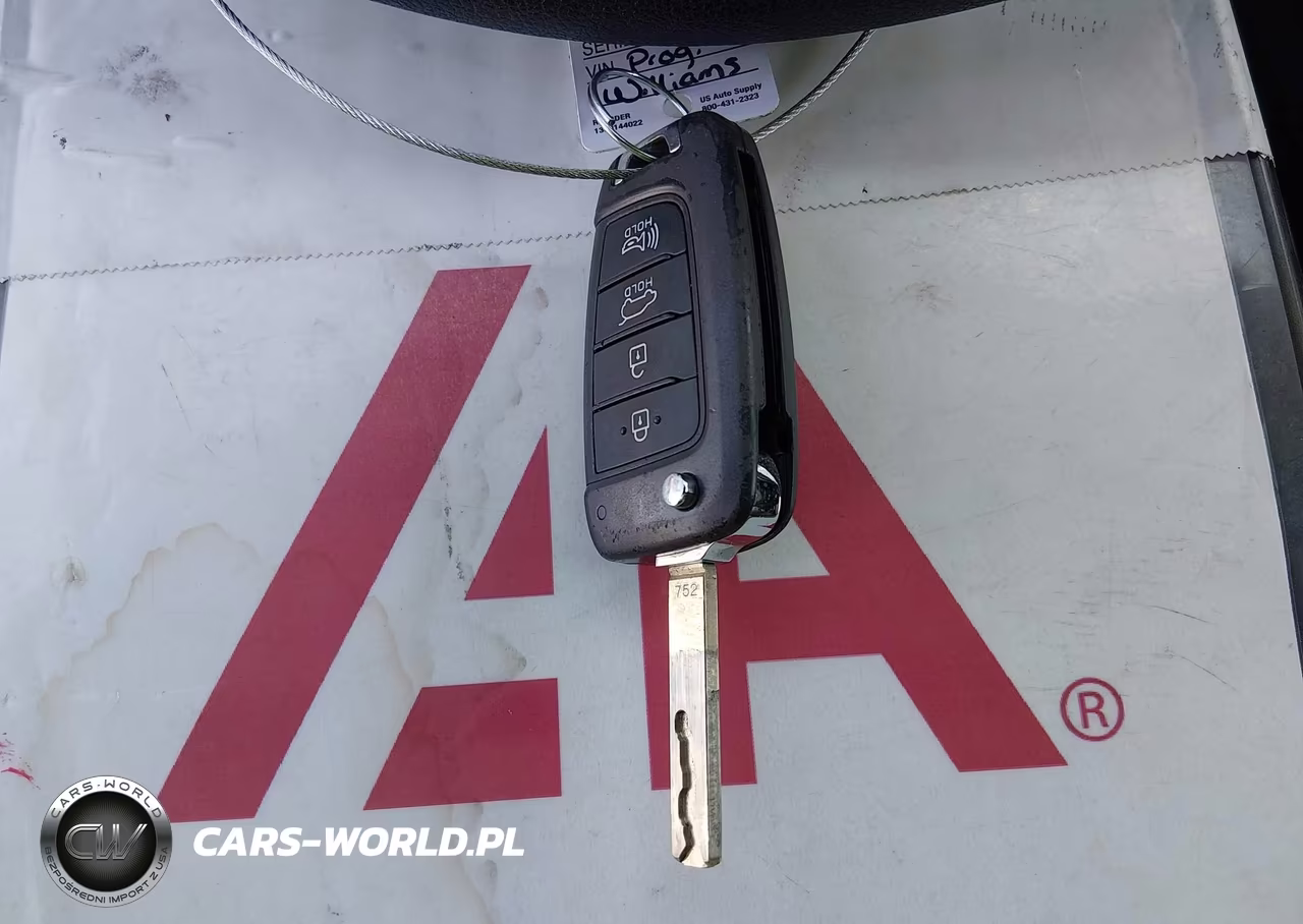 2019 Hyundai Santa Fe Se VIN:5NMS23AD5KH086205 - 11