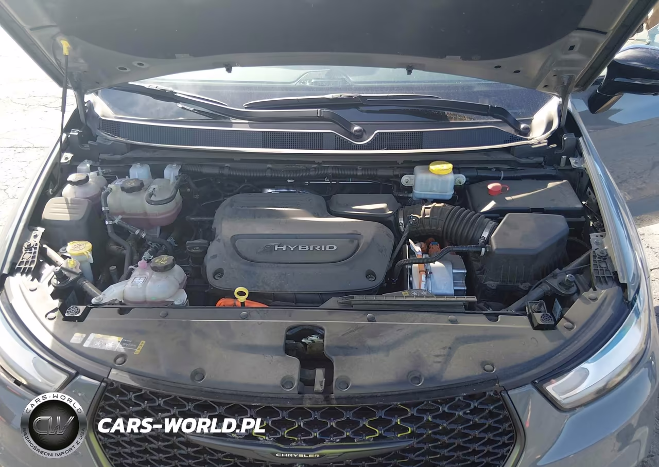 2023 Chrysler Pacifica Hybrid Limited VIN:2C4RC1S74PR562871 - 10