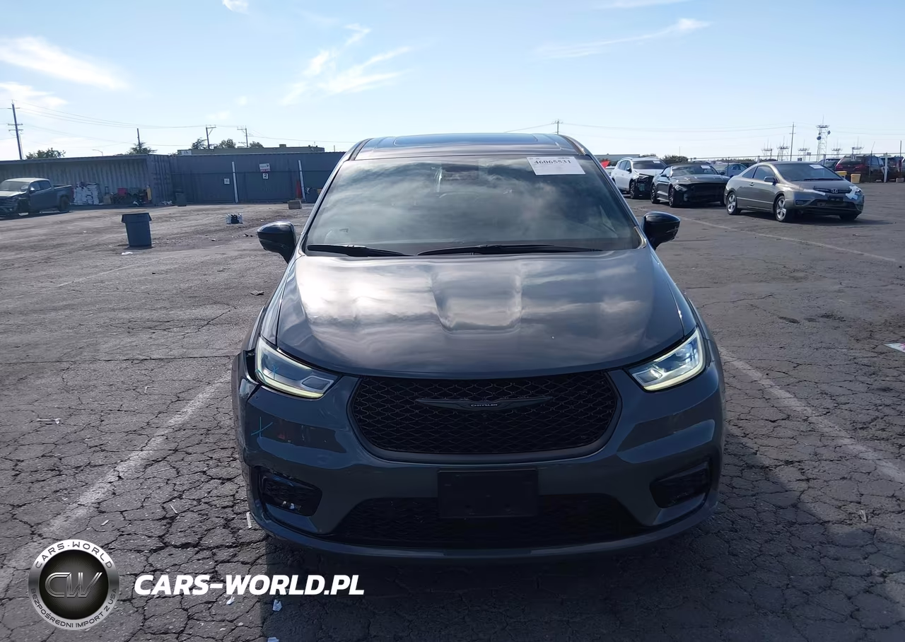 2023 Chrysler Pacifica Hybrid Limited VIN:2C4RC1S74PR562871 - 12