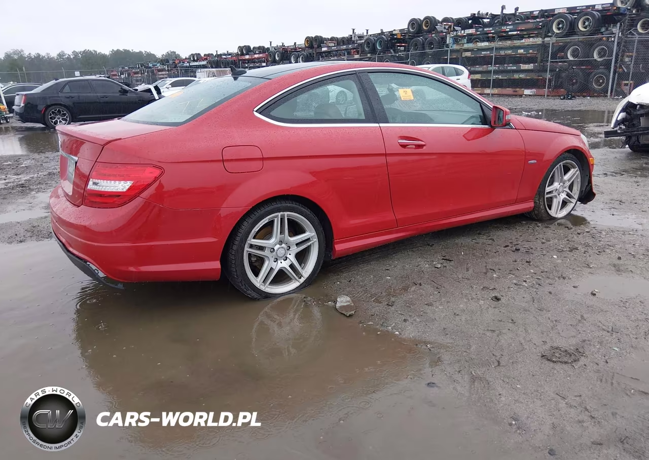 2012 Mercedes-Benz C 250 VIN:WDDGJ4HB9CF872807 - 4