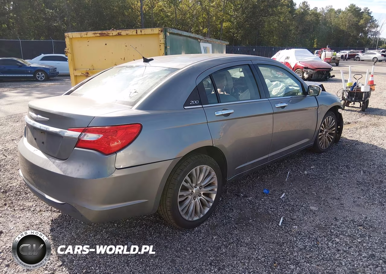 2012 Chrysler 200 Limited VIN:1C3CCBCG6CN140171 - 4