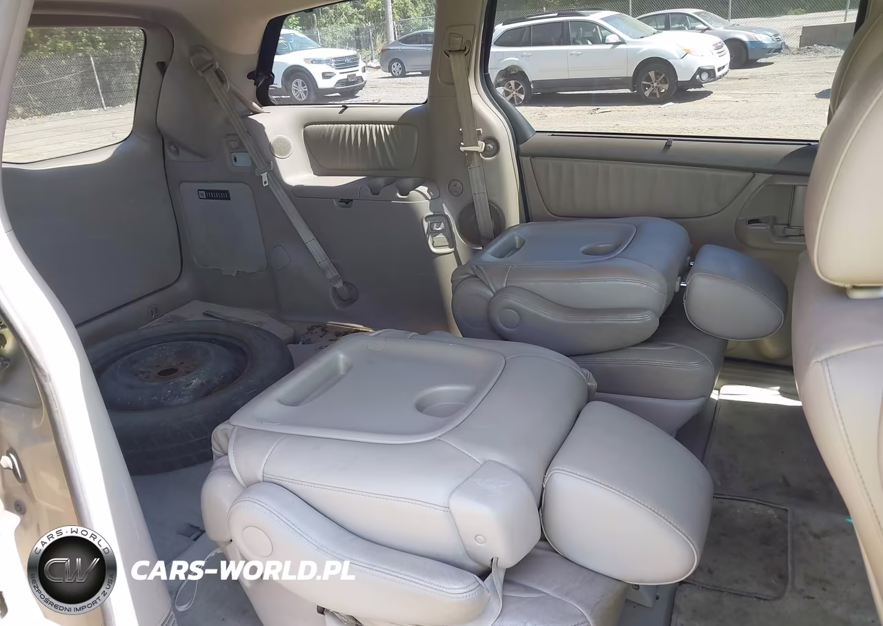 2010 Toyota Sienna Xle VIN:5TDYK4CC6AS289779 - 8