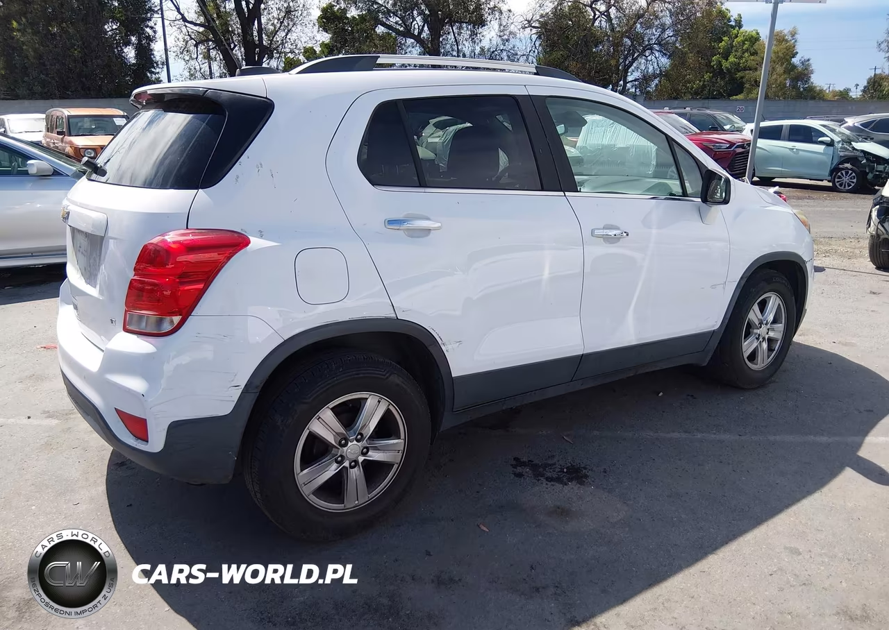 2017 Chevrolet Trax 1Lt VIN:3GNCJLSB5HL214174 - 4