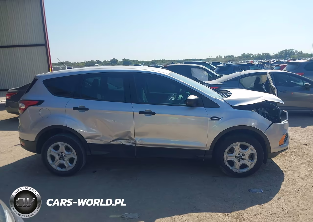 2017 Ford Escape S VIN:1FMCU0F7XHUE94535 - 14