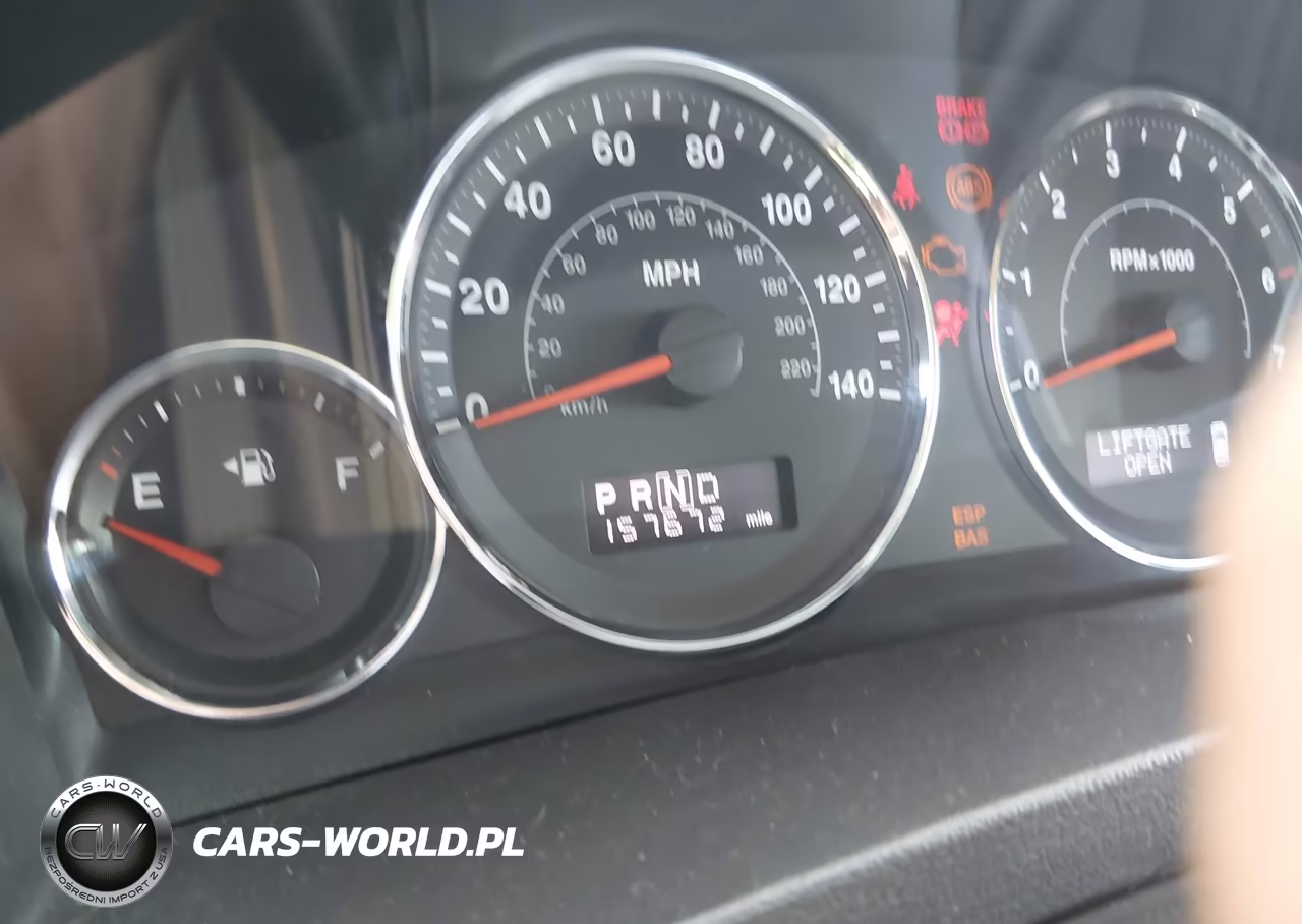 2009 Jeep Grand Cherokee Laredo VIN:1J8GR48K49C525679 - 16