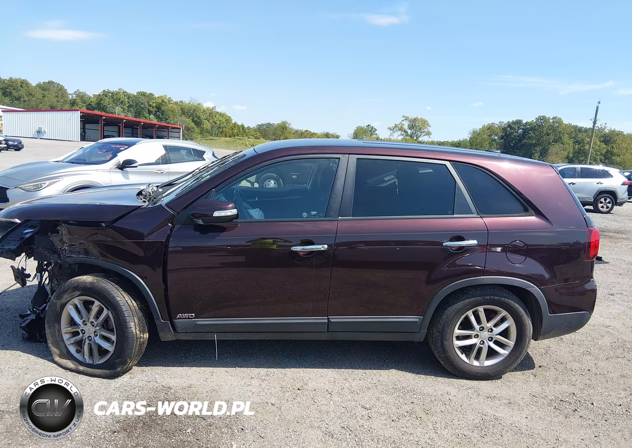 2014 Kia Sorento Lx VIN:5XYKTCA61EG527096 - 14