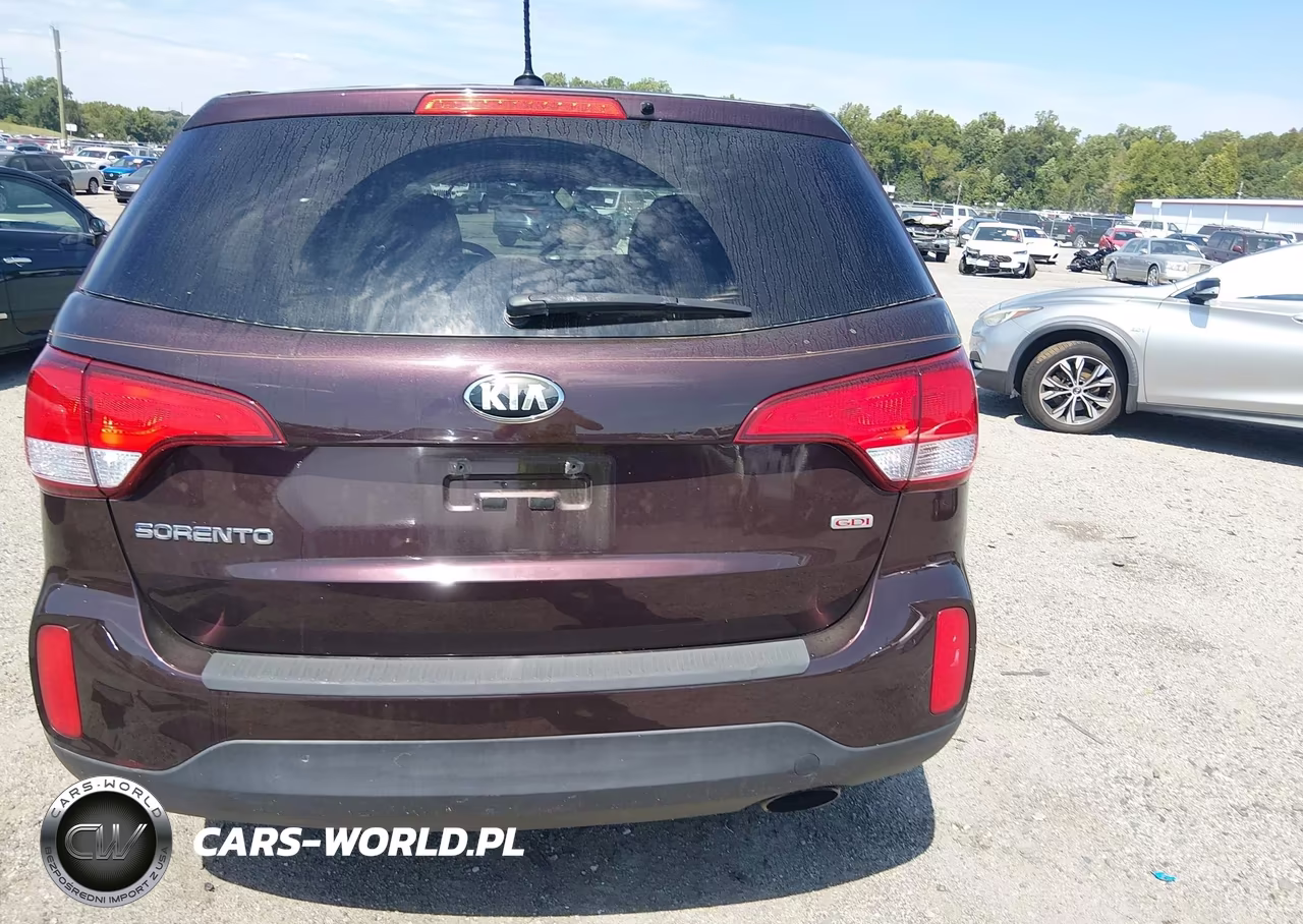 2014 Kia Sorento Lx VIN:5XYKTCA61EG527096 - 16