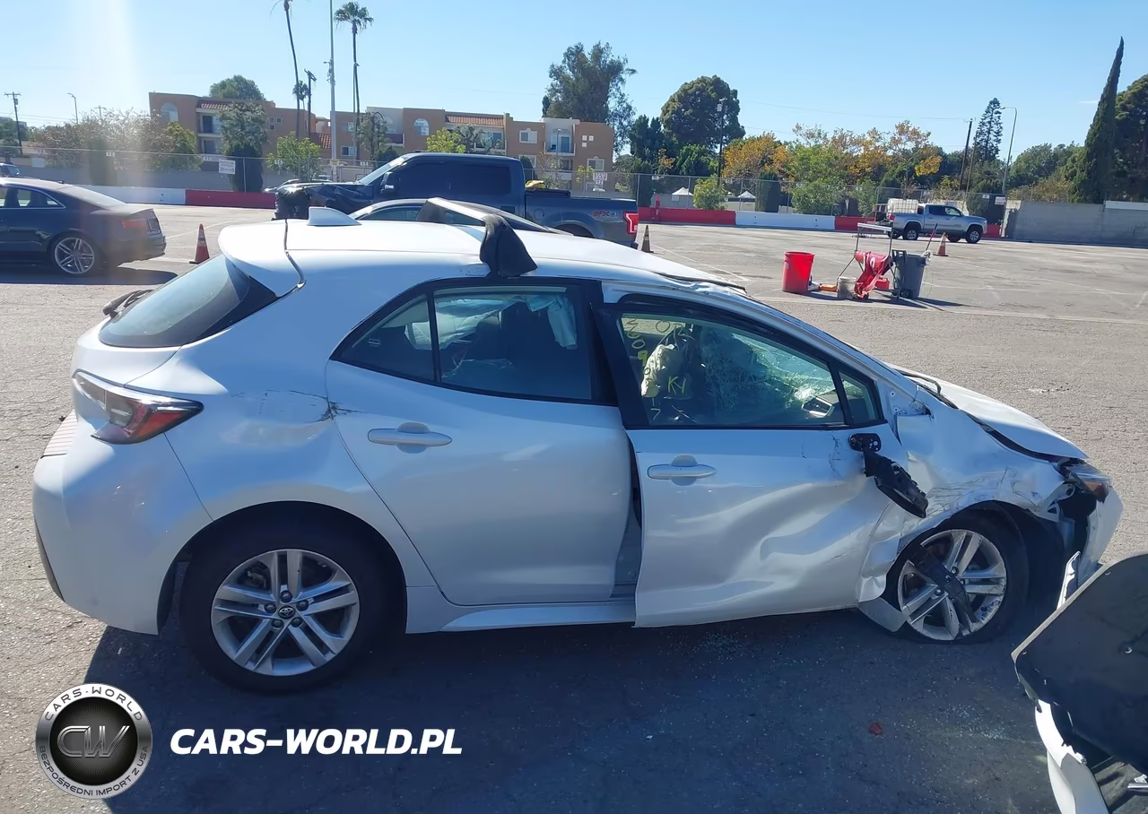 2021 Toyota Corolla Se VIN:JTND4MBE5M3122861 - 13