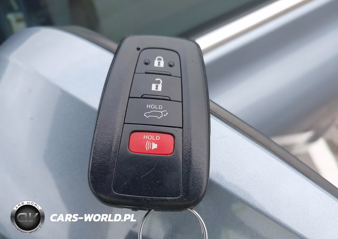 2020 Toyota Highlander Le VIN:5TDBZRBH1LS014299 - 11