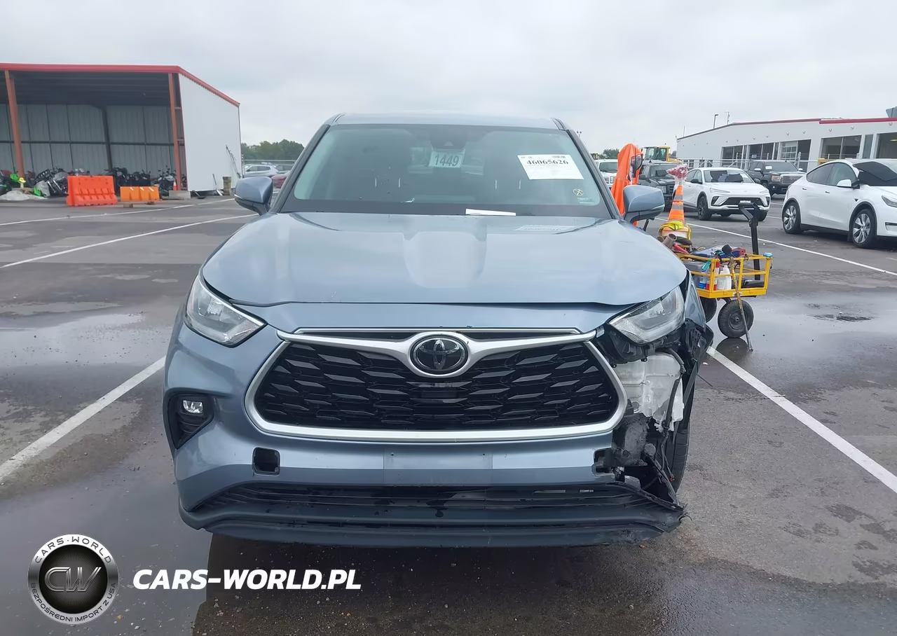 2020 Toyota Highlander Le VIN:5TDBZRBH1LS014299 - 13