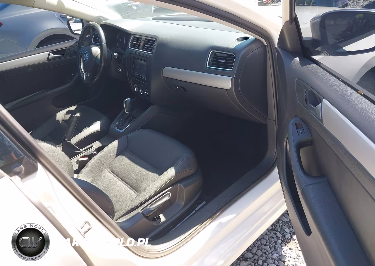 2012 Volkswagen Jetta 2.0L Tdi VIN:3VWLL7AJXCM399941 - 17