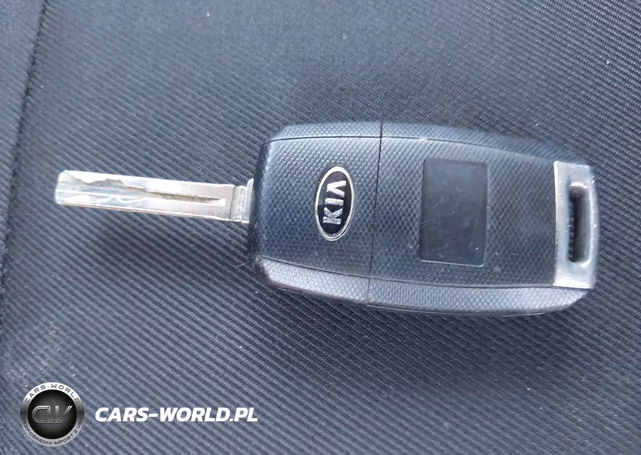2014 Kia Soul + VIN:KNDJP3A5XE7053072 - 11