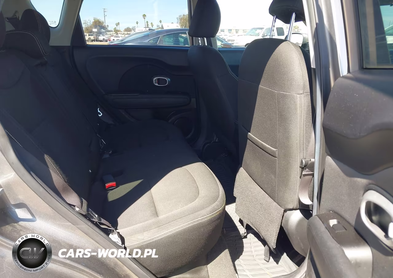 2014 Kia Soul + VIN:KNDJP3A5XE7053072 - 8
