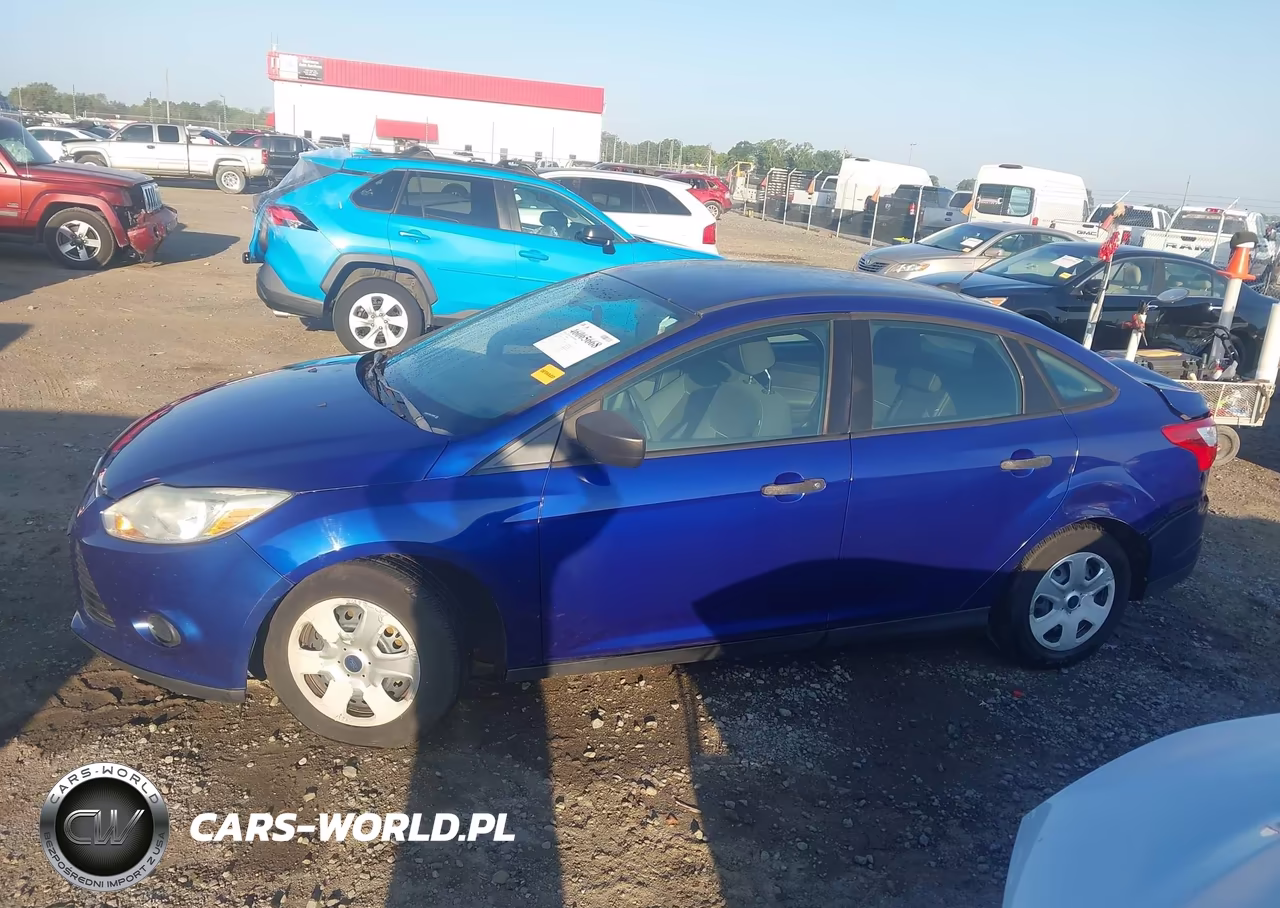 2012 Ford Focus S VIN:1FAHP3E2XCL342008 - 14
