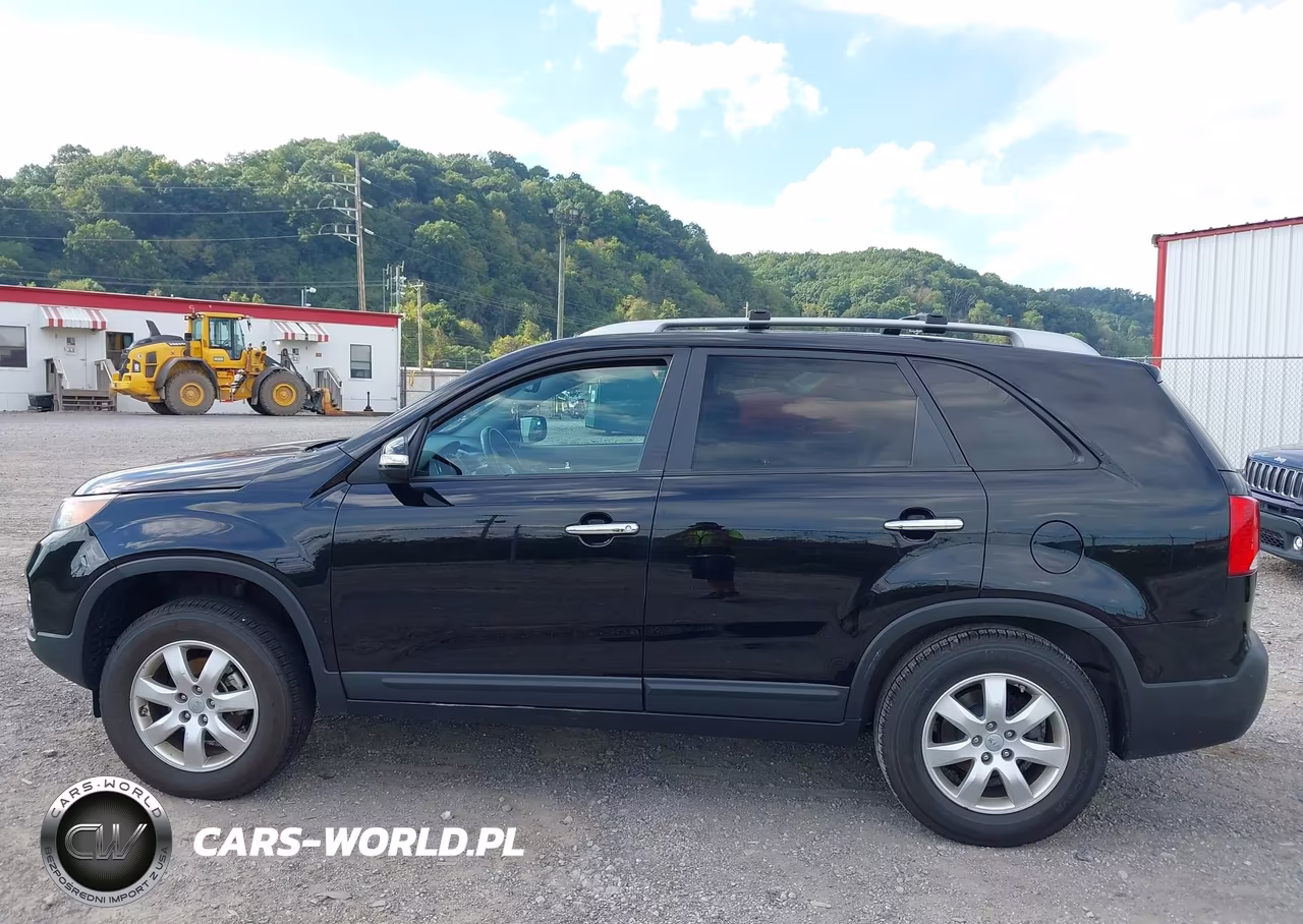2012 Kia Sorento Lx VIN:5XYKT3A6XCG215999 - 14