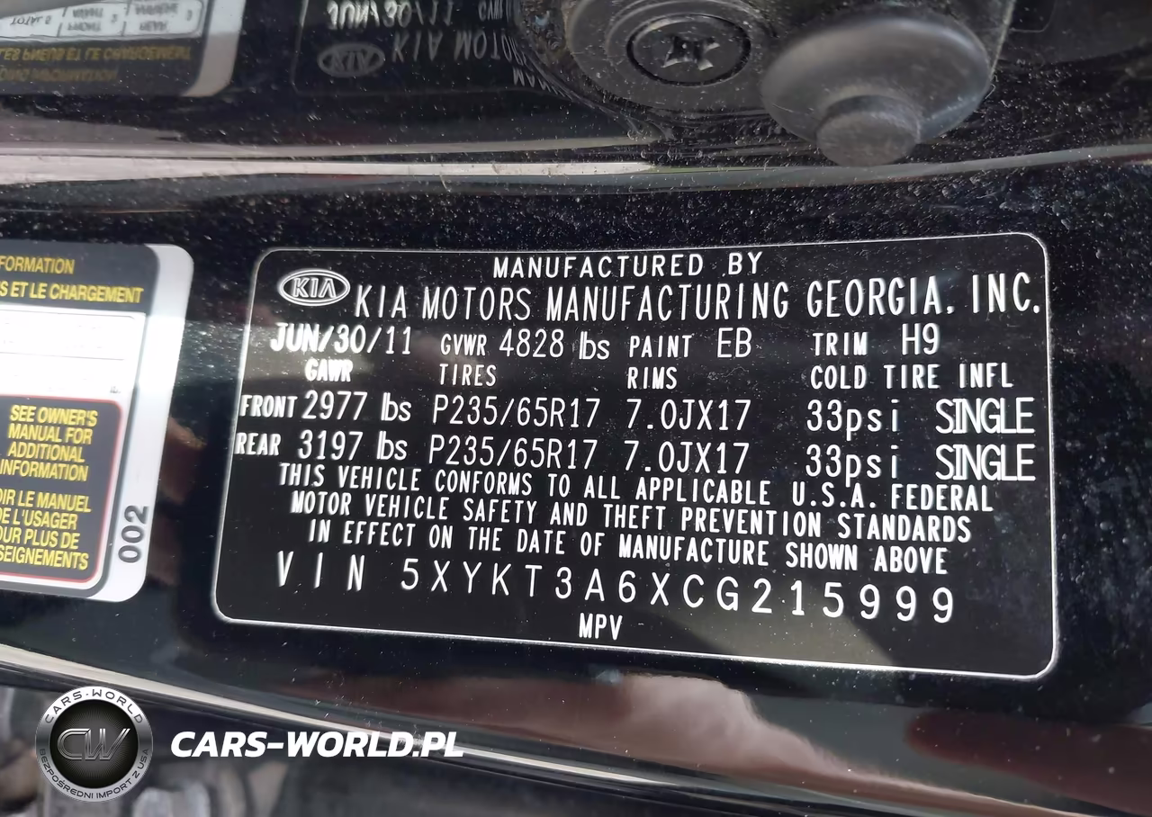 2012 Kia Sorento Lx VIN:5XYKT3A6XCG215999 - 9